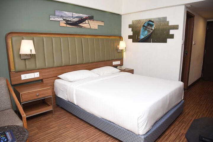 Room 77 of 143
