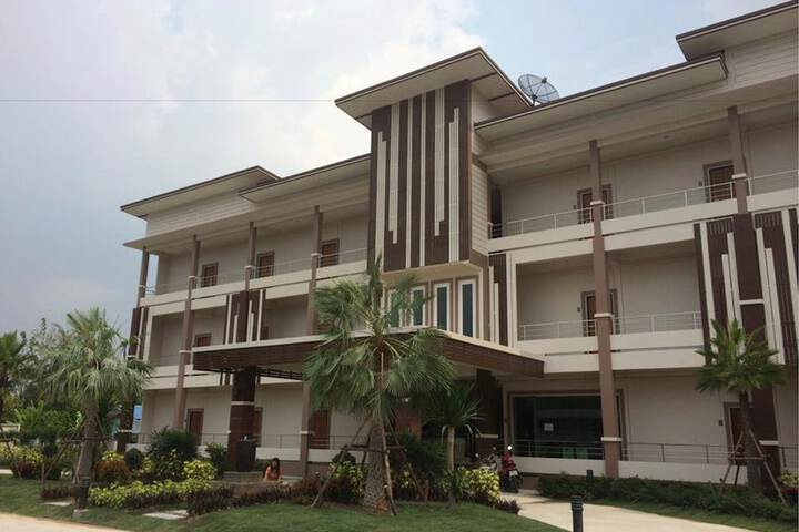 Hotel 60 of 72