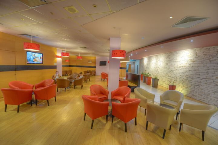 Hotel Lobby