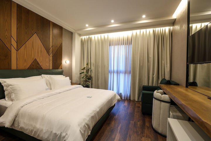 Room 17 of 112