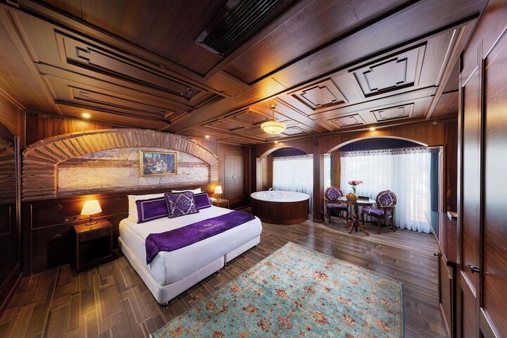Room 51 of 87