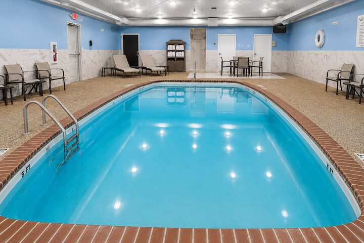 Pool 55 of 102