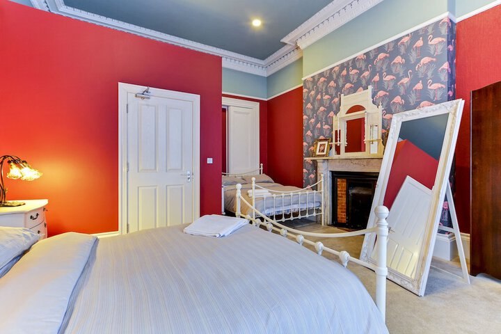 Crawford Rooms
