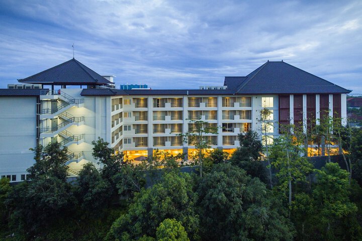 Hotel 64 of 71
