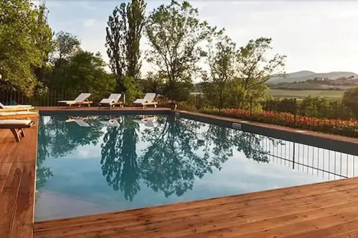 Pool 12 of 17
