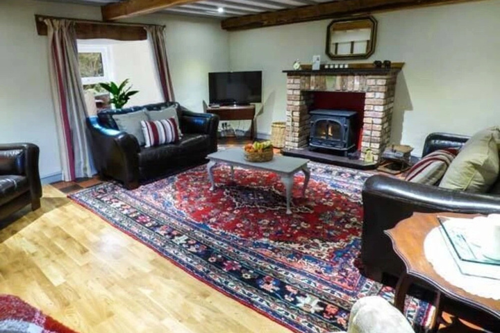 Room 2 of 12