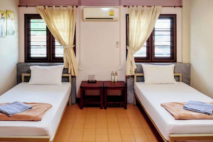 Room 20 of 44