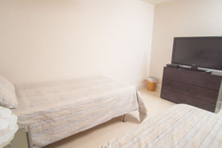 Room 80 of 150