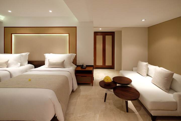 Room 9 of 158