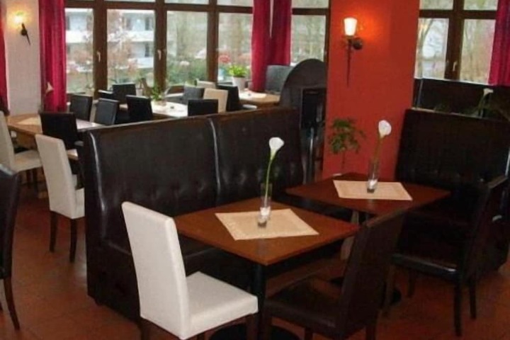 Dining Photos