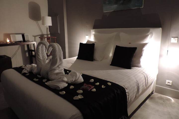 Room 15 of 53