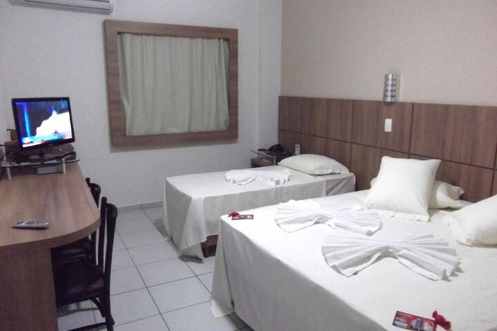 Room 4 of 52