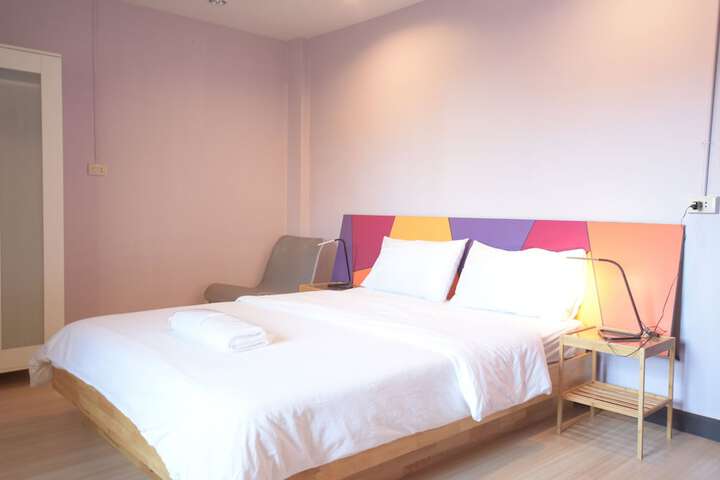Room 15 of 49