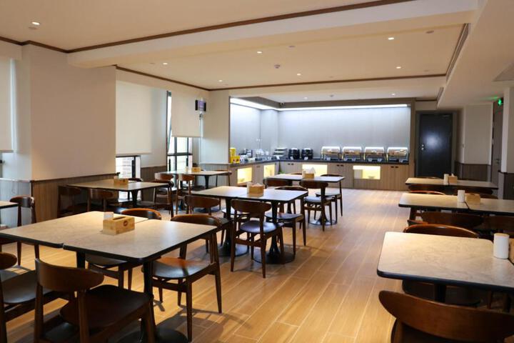 Hanting Hotel Fuyang Taihe Wanda Plaza