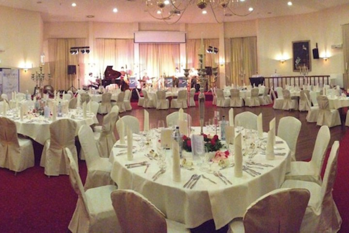 Ballroom/Hall 66 of 81