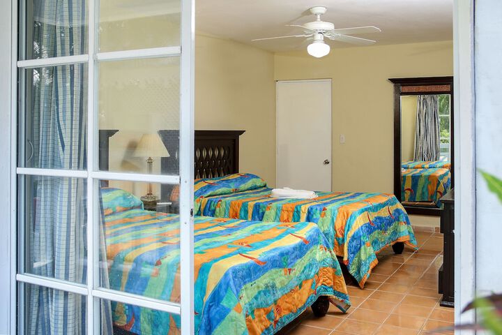 Room 10 of 60