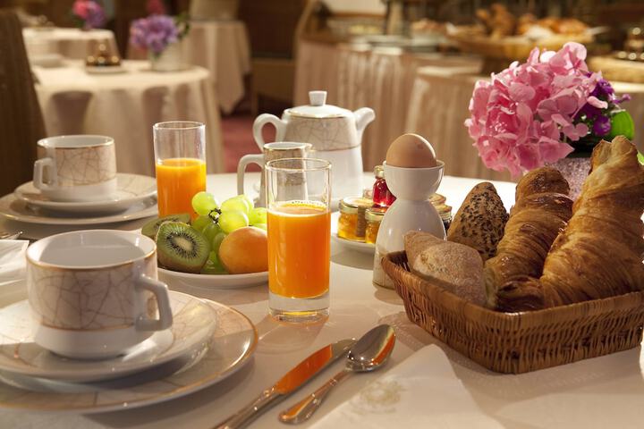 Breakfast meal