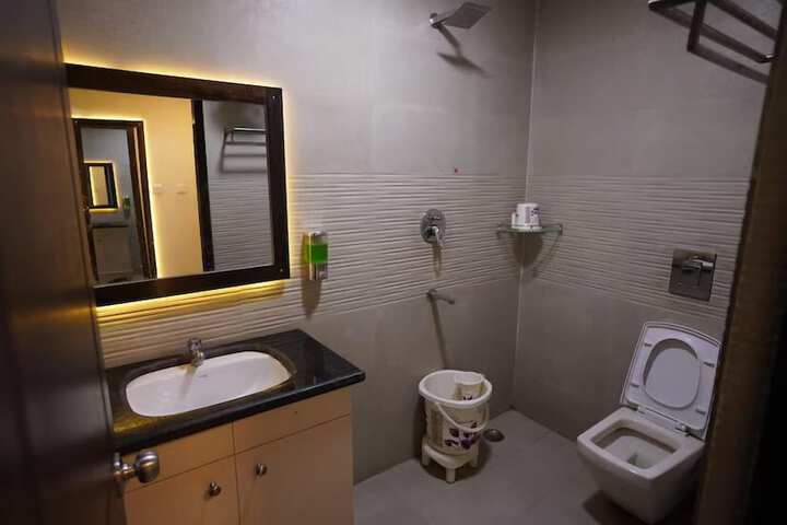 Room 22 of 27