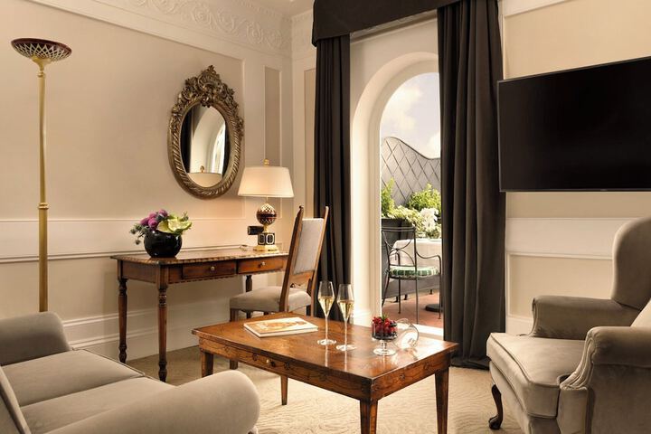 Room 40 of 158