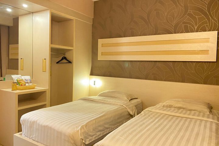 Room 18 of 64