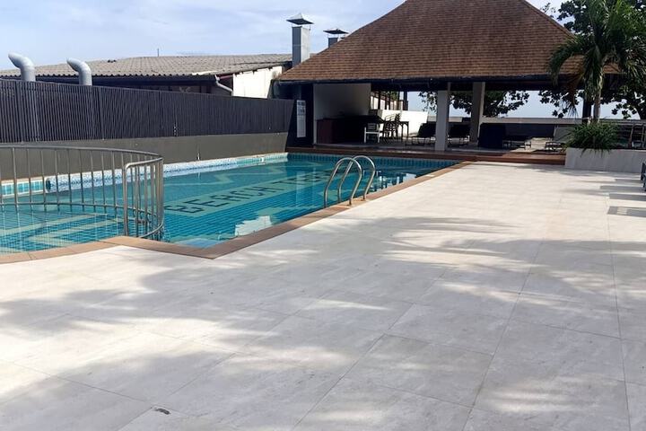 Pools & Facilities