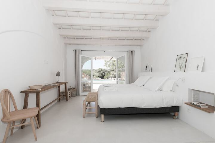 Room 16 of 57