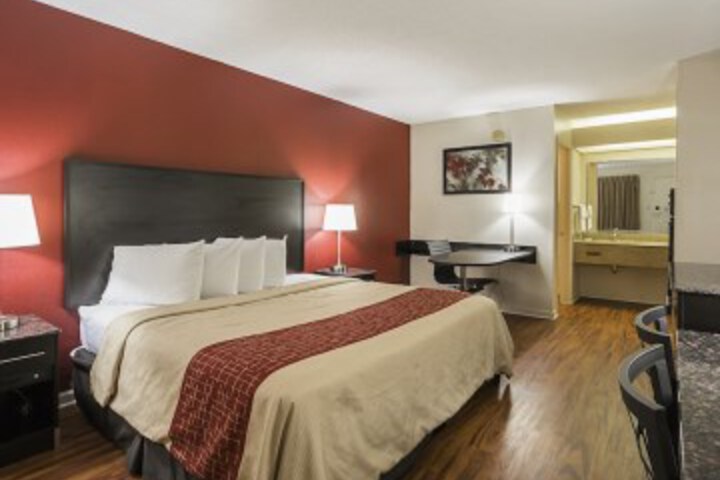 Suite 18 of 47