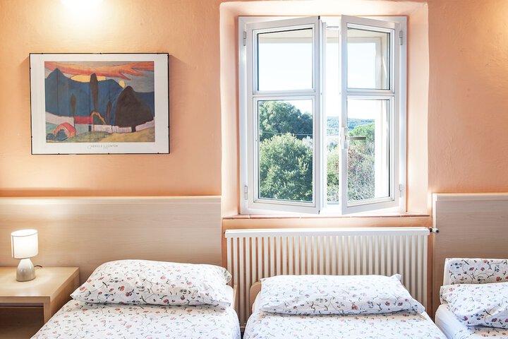 Room 11 of 35