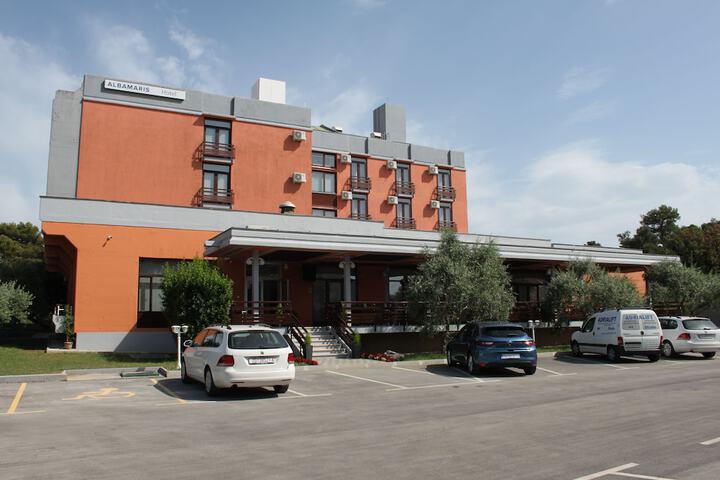 Hotel 43 of 50