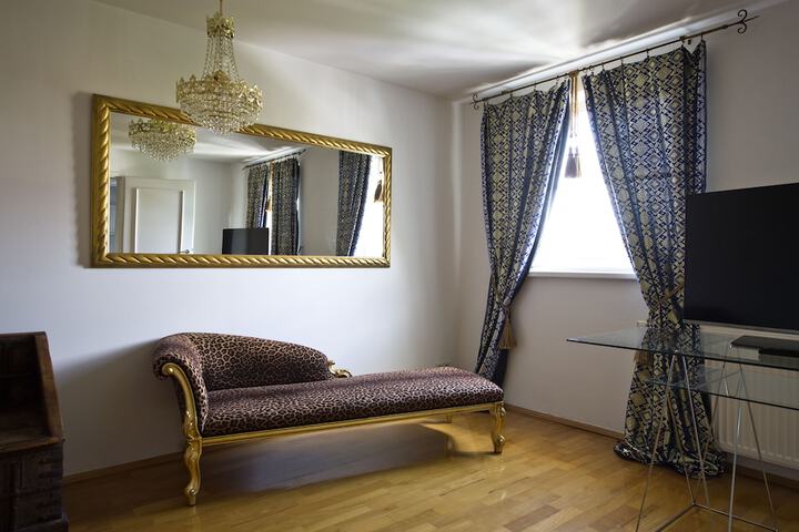 Room 29 of 50