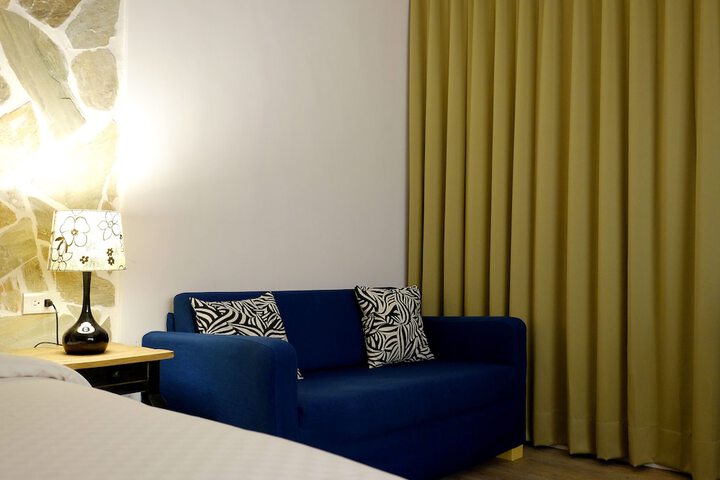 Room 7 of 34