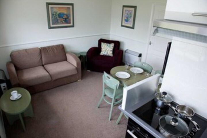 Room 10 of 24