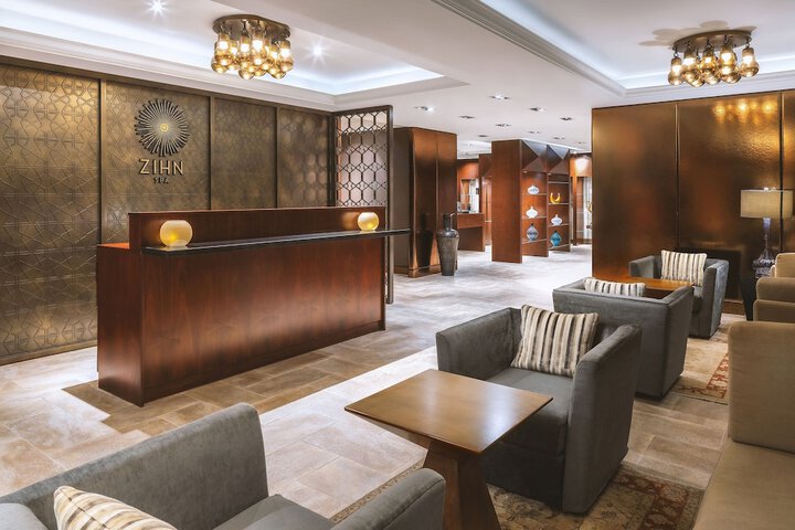 Hotel Interior 6 of 131