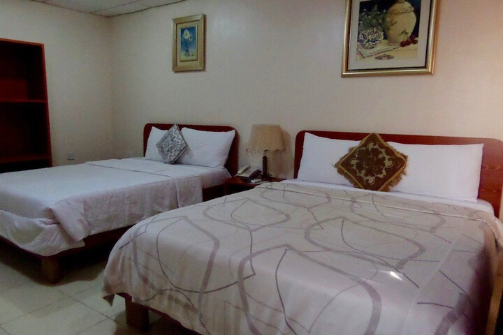 Room 15 of 37