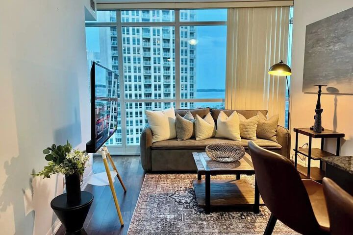 Room 9 of 21