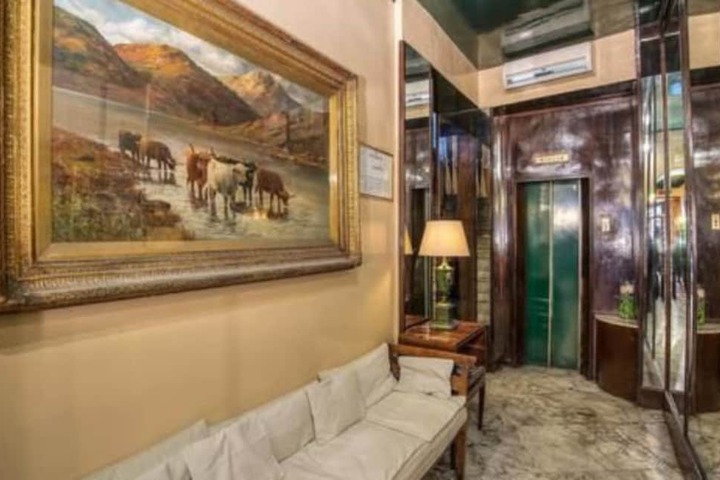 Guest Lobby