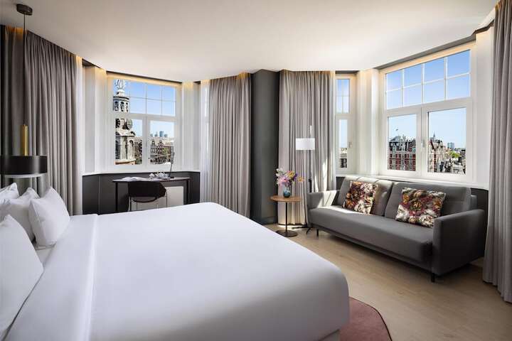 Room 41 of 90