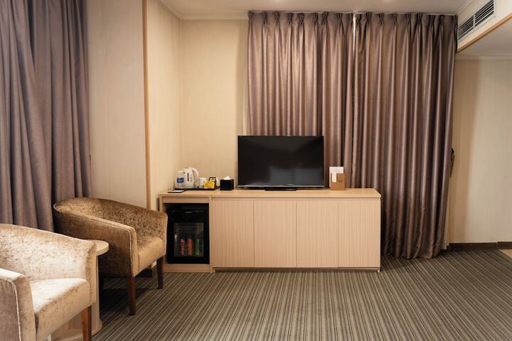 Room 29 of 184