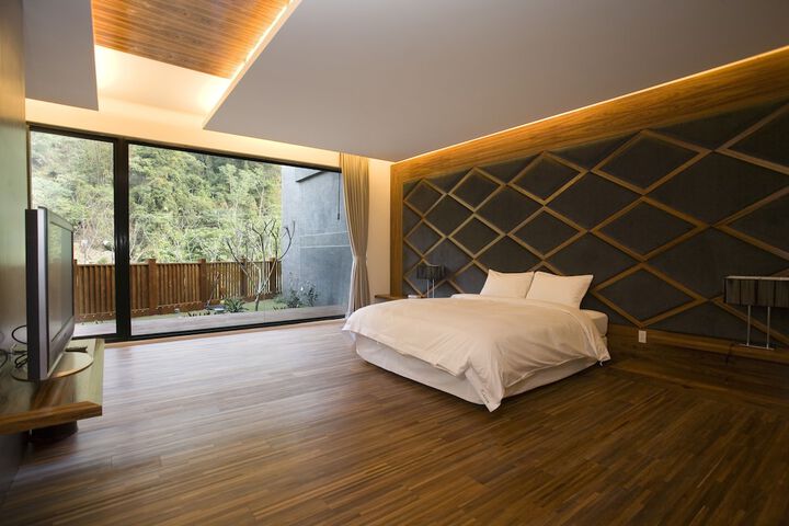 Room 16 of 58