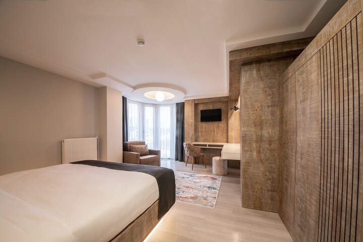 Room 7 of 54