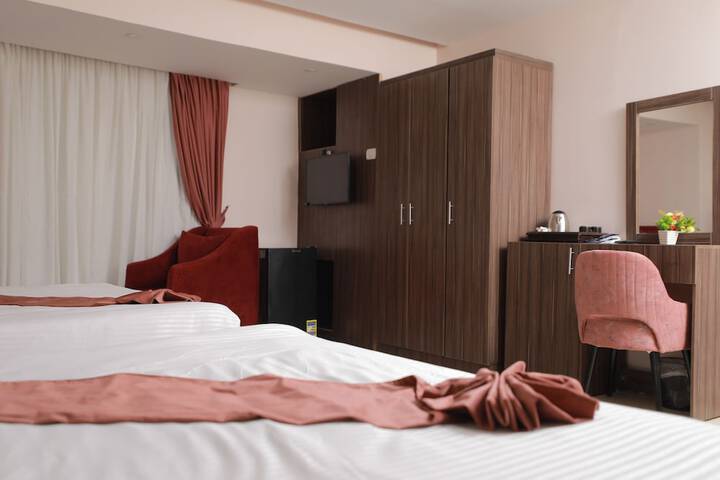 Room 4 of 51