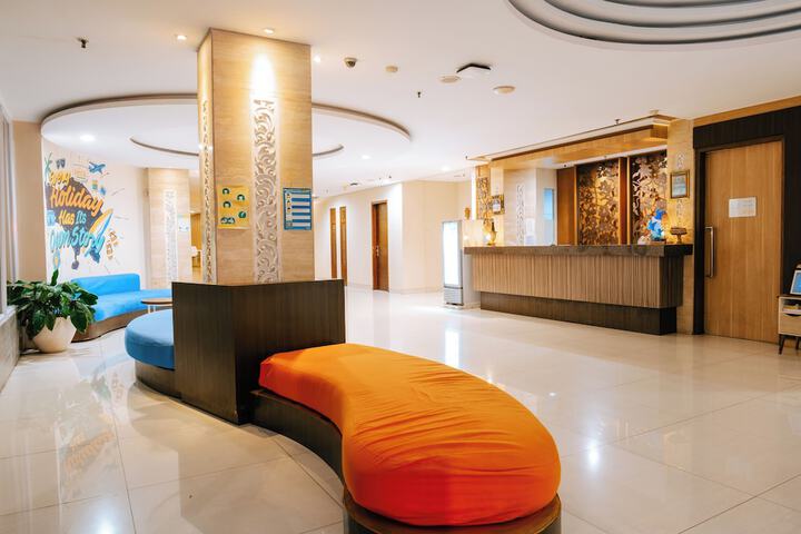 Lobby Entry