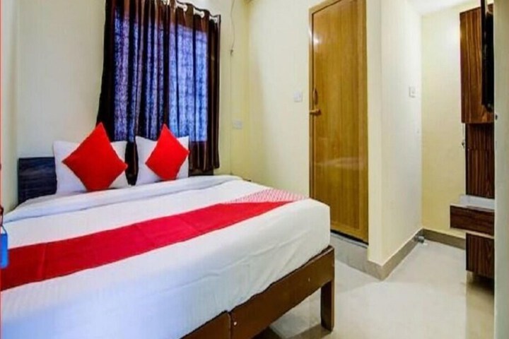 Room 3 of 11