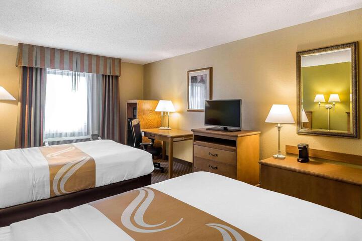 Double Accessible King Size Bed (8 of 11)