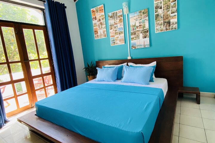 Room 1 of 14