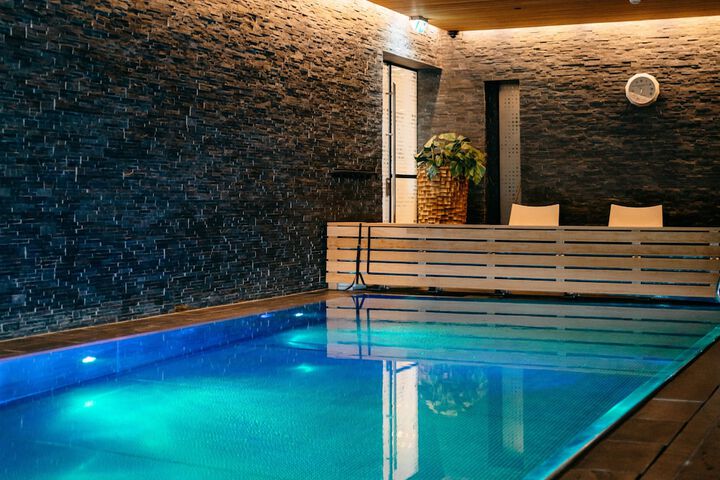 Spa 46 of 102