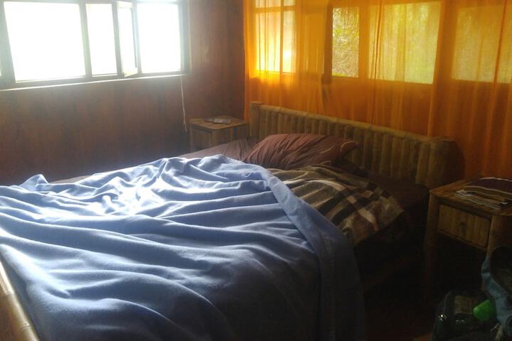 Room 2 of 17