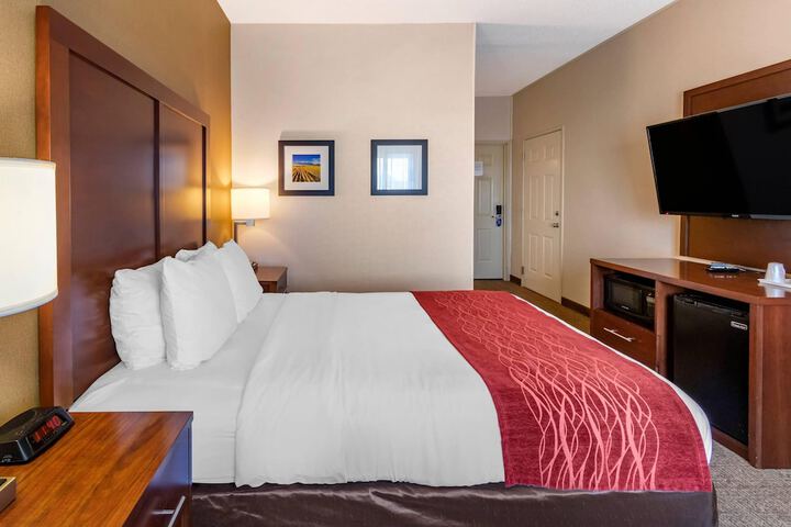 Room 12 of 30