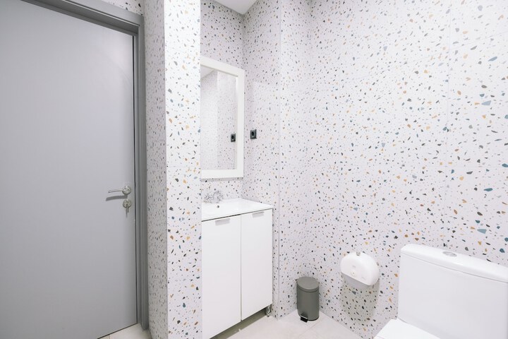 Room 141 of 257