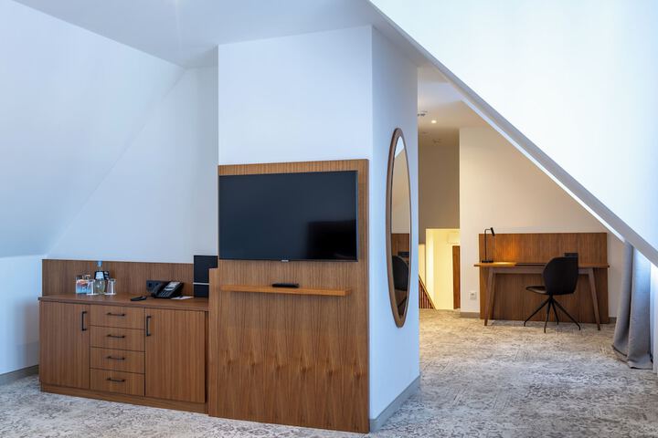 Room 35 of 135